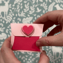Load image into Gallery viewer, Valentines Heart  Gift Pillow 3D Box - Digital Download