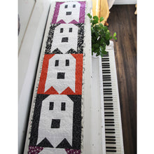 Load image into Gallery viewer, EEK BOO SHRIEK: 8 QUILT BLOCKS, QUILT, TABLE RUNNER, &amp; MINI QUILT INSTRUCTIONS EBOOK (PDF FORMAT)